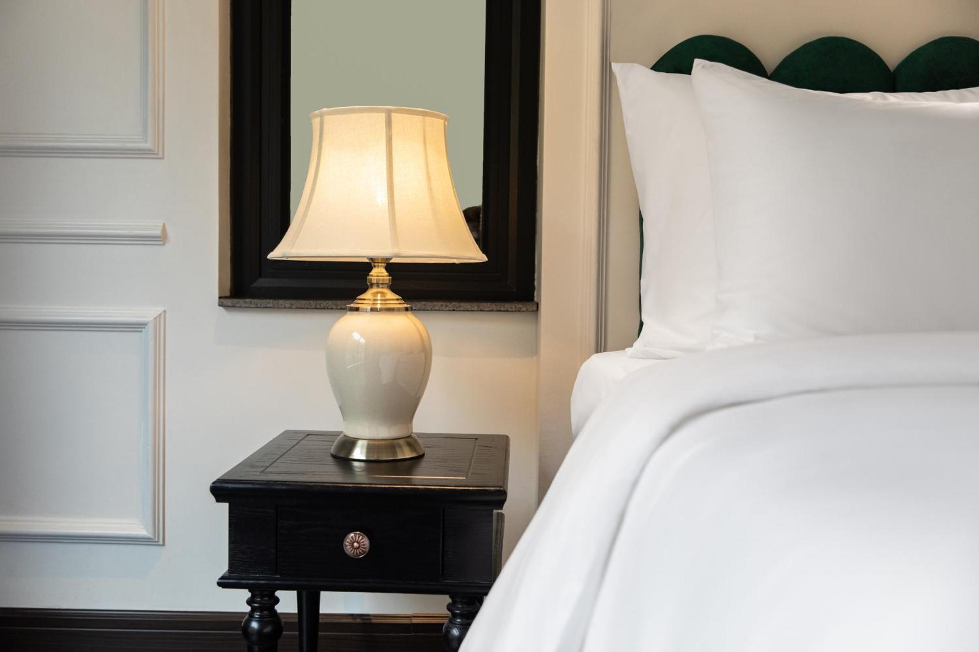 The Flower Boutique Hotel & Travel Ханой Экстерьер фото
