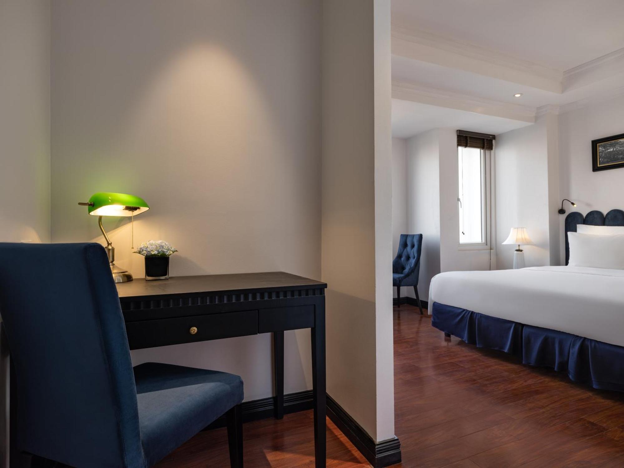 The Flower Boutique Hotel & Travel Ханой Экстерьер фото