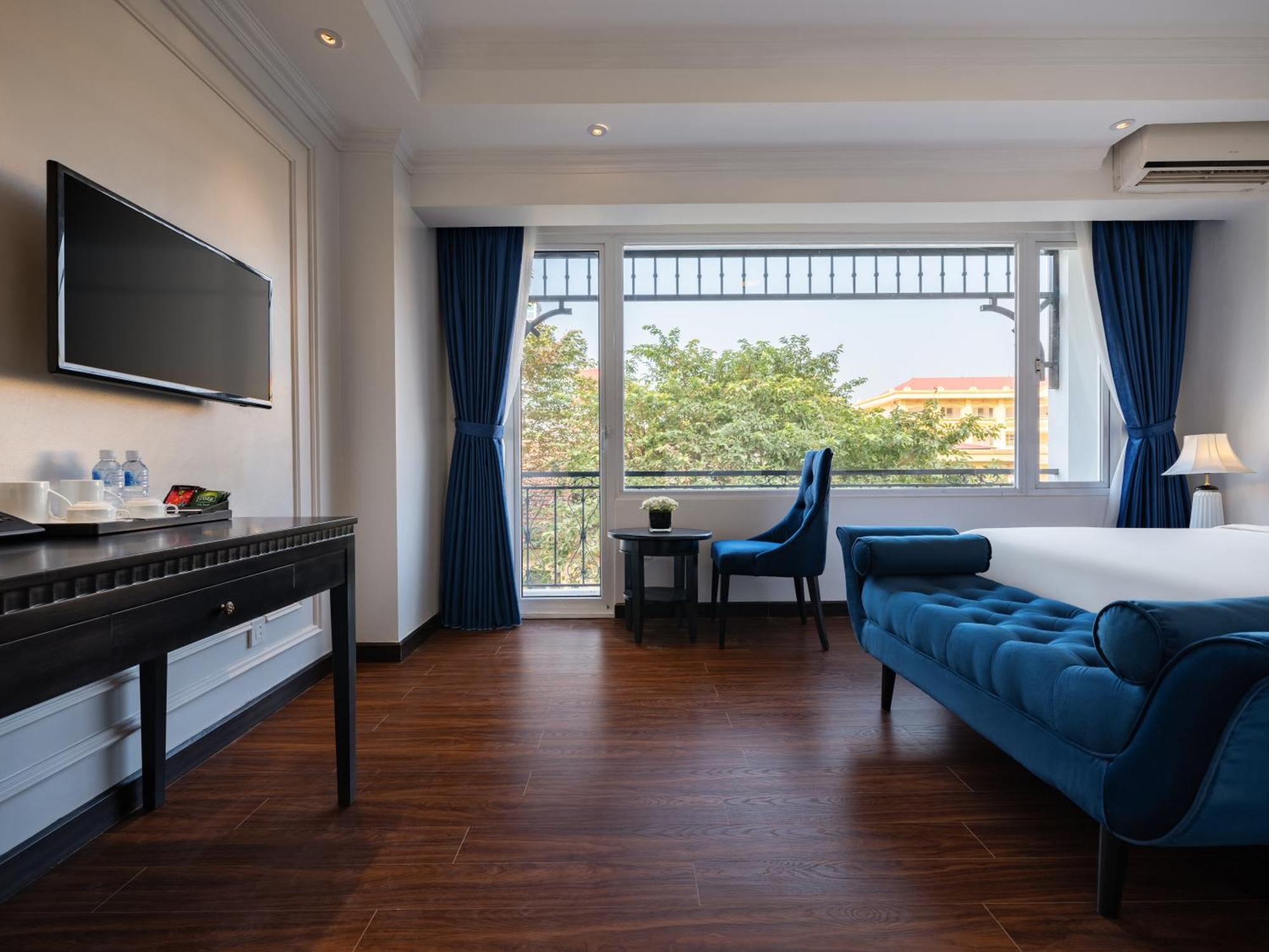 The Flower Boutique Hotel & Travel Ханой Экстерьер фото